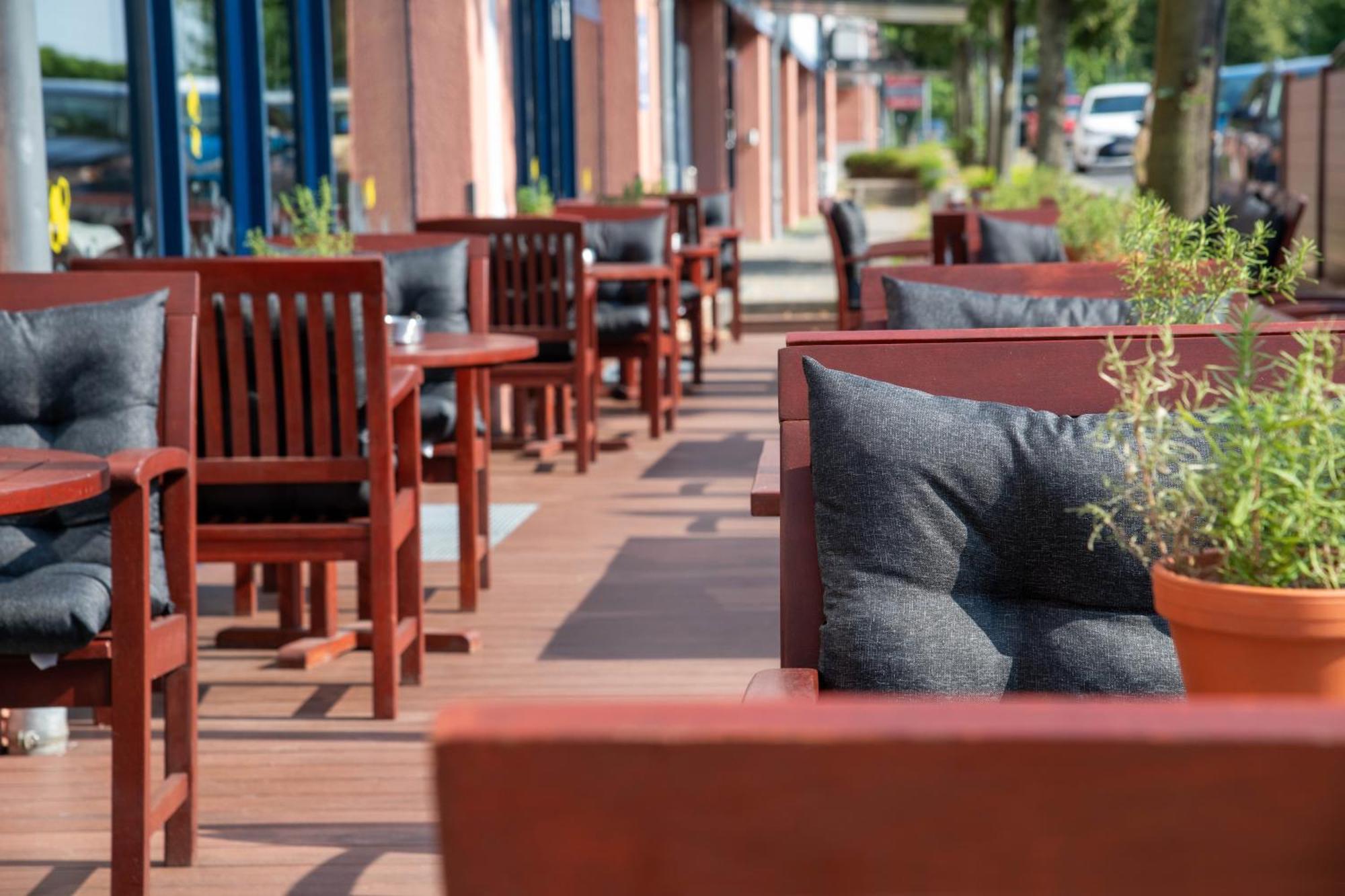 Best Western Premier Airporthotel Berlin Schönefeld Екстериор снимка
