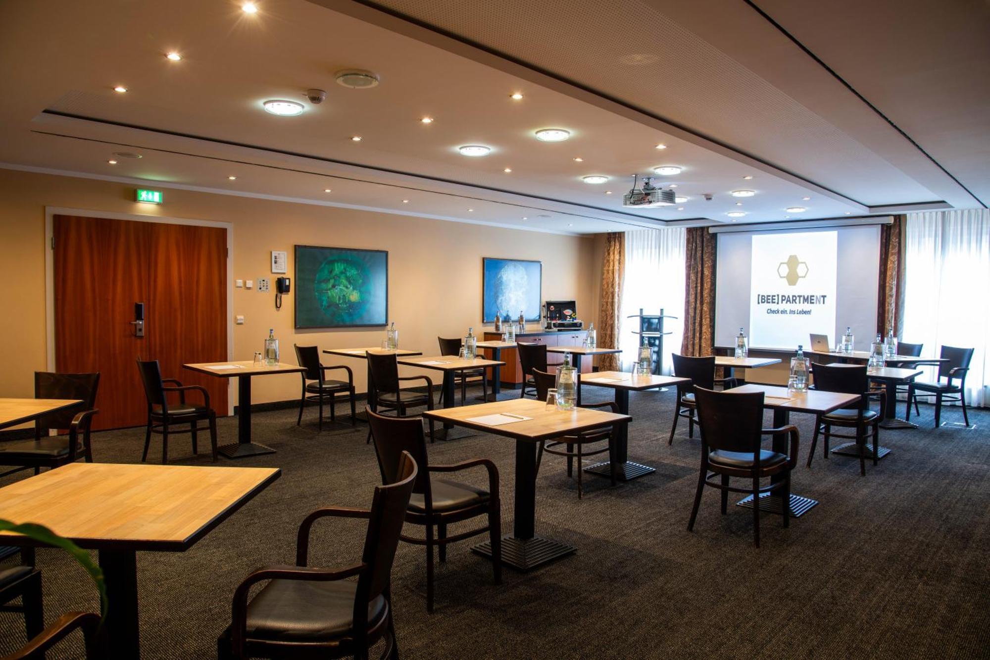Best Western Premier Airporthotel Berlin Schönefeld Екстериор снимка