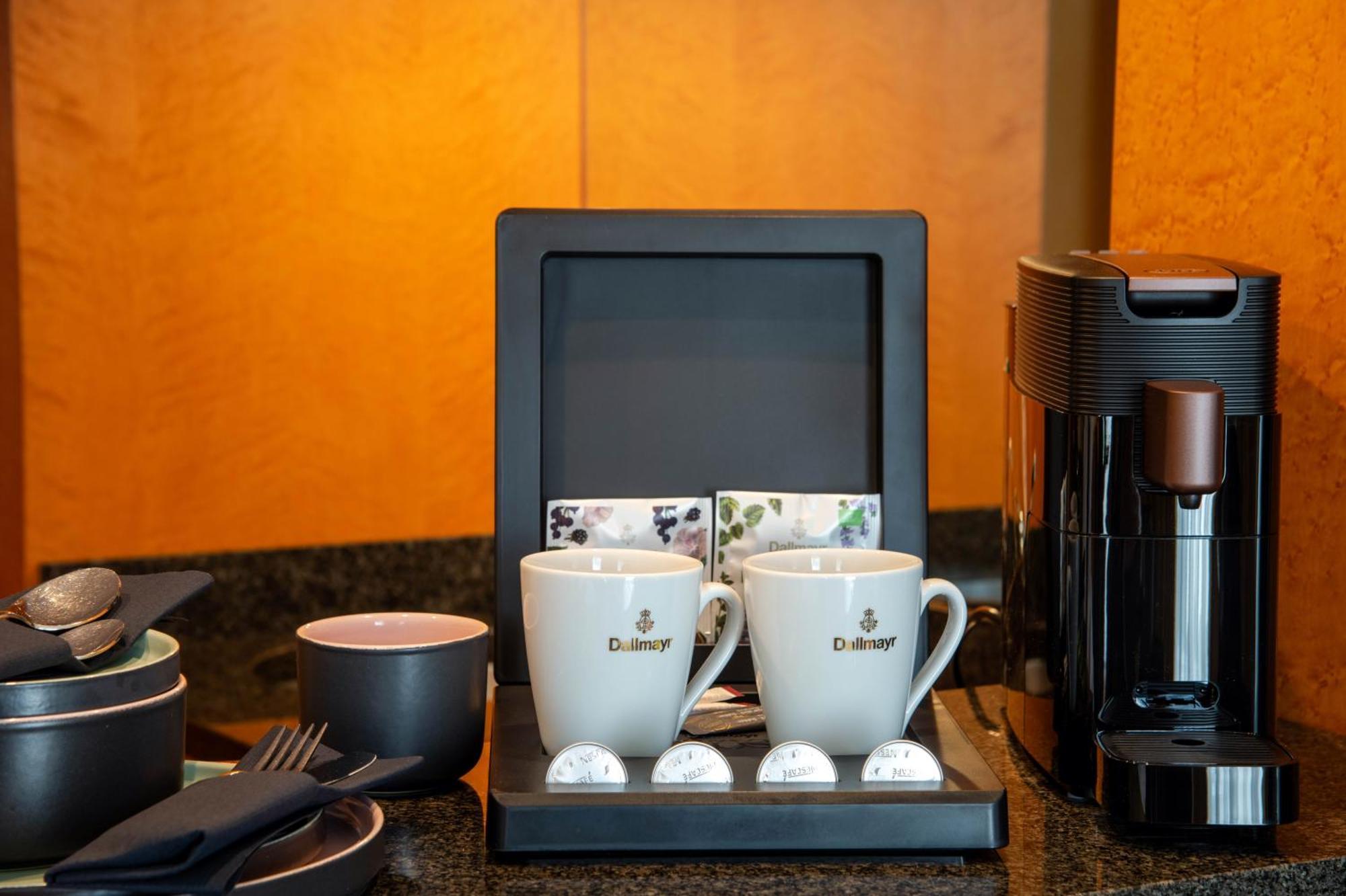 Best Western Premier Airporthotel Berlin Schönefeld Екстериор снимка